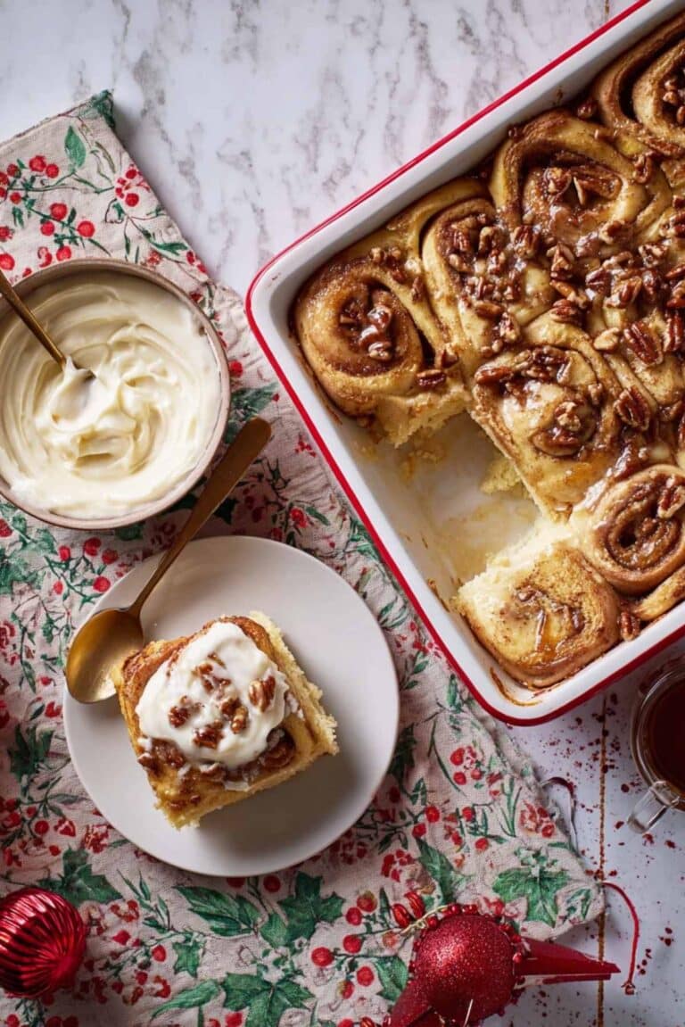 Cinnamon Roll Pancake Traybake: Christmas Breakfast Recipe