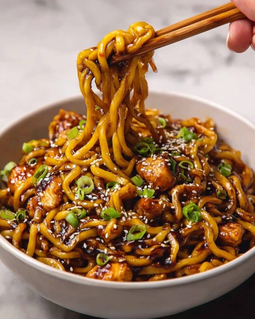 Sticky Garlic Chicken Noodles Recipe